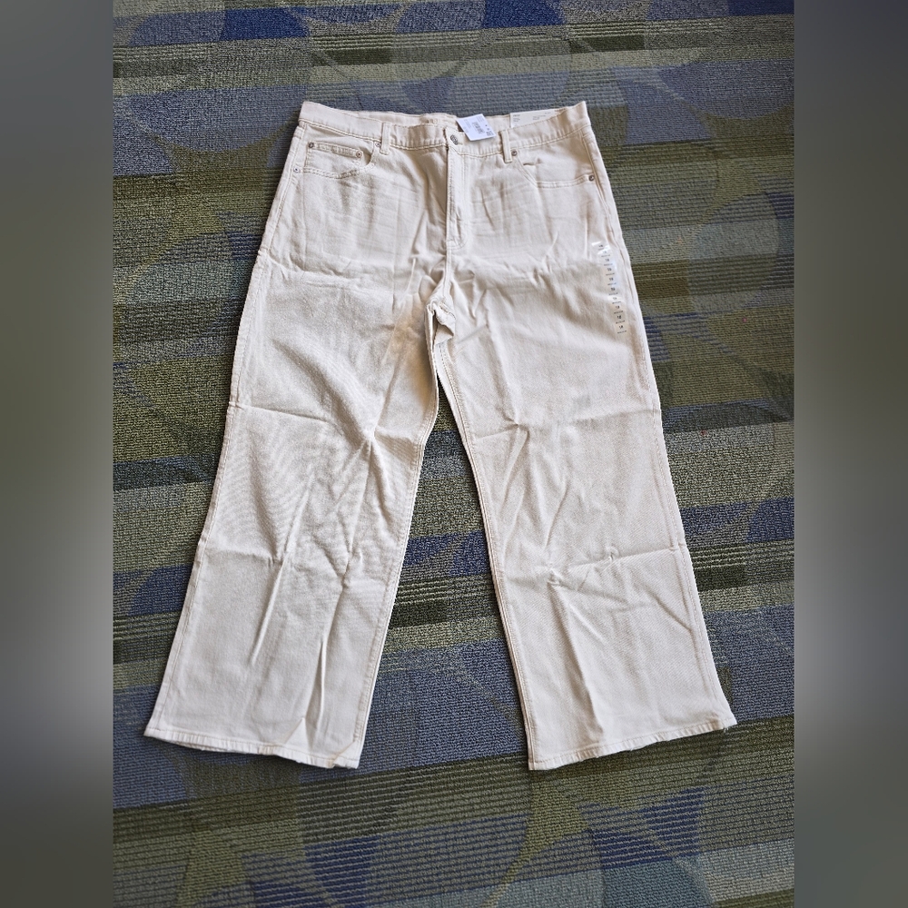NWT American Eagle Wmn's Stretch High-Waisted Stovepipe Jeans, 18R, Cream